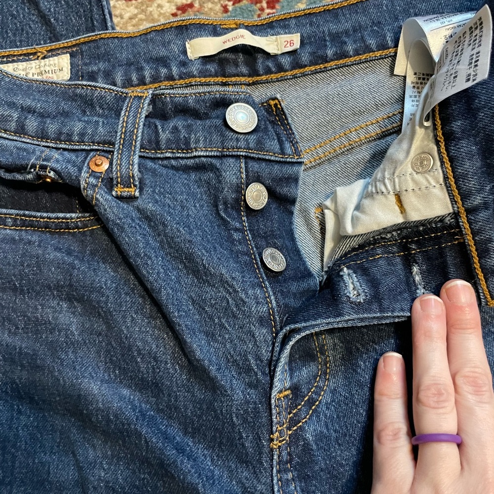 Levi’s Jeans - Picture 4 of 8